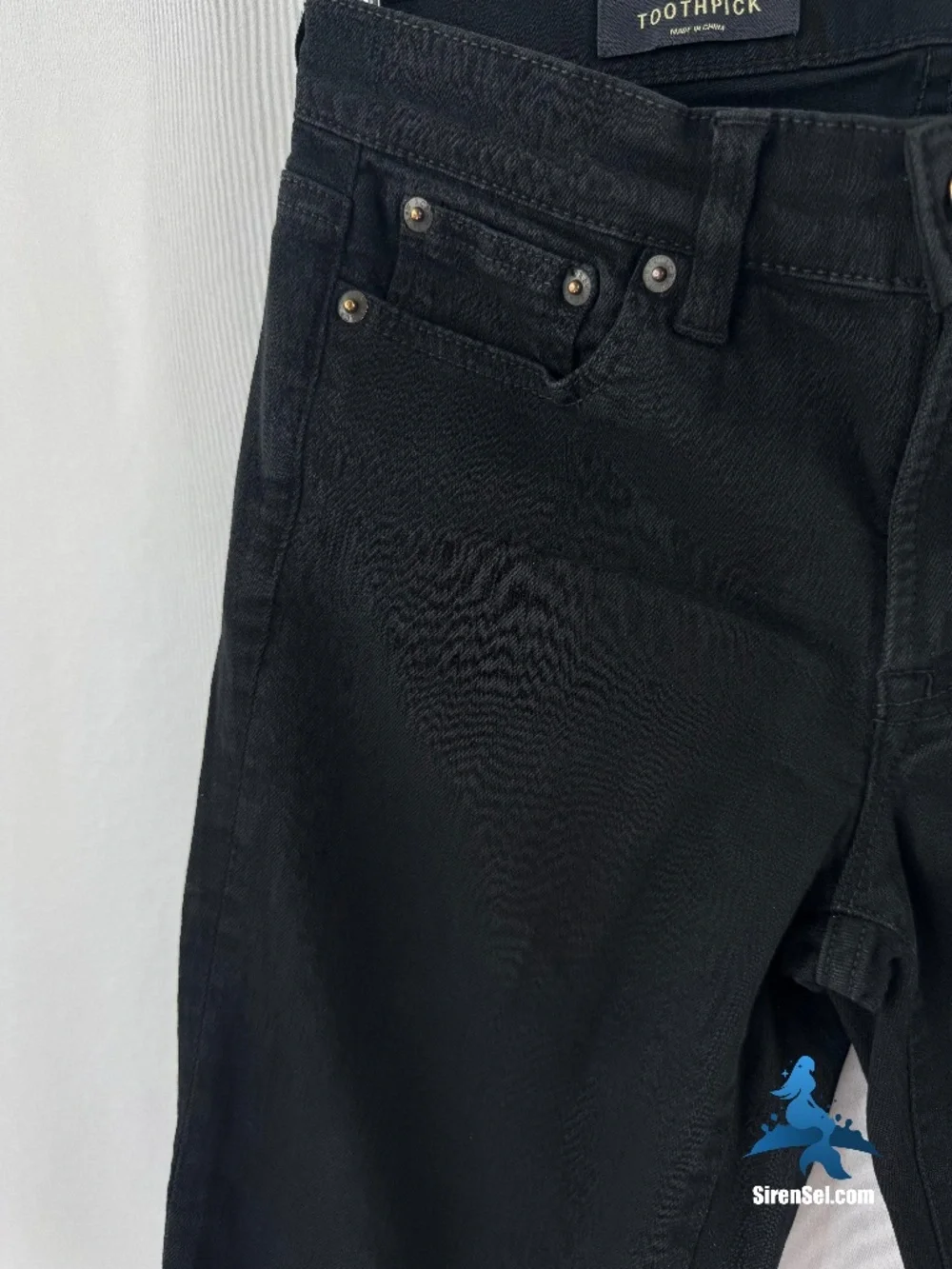 1140 J.Crew Toothpick Jeans - Size 27 - Black